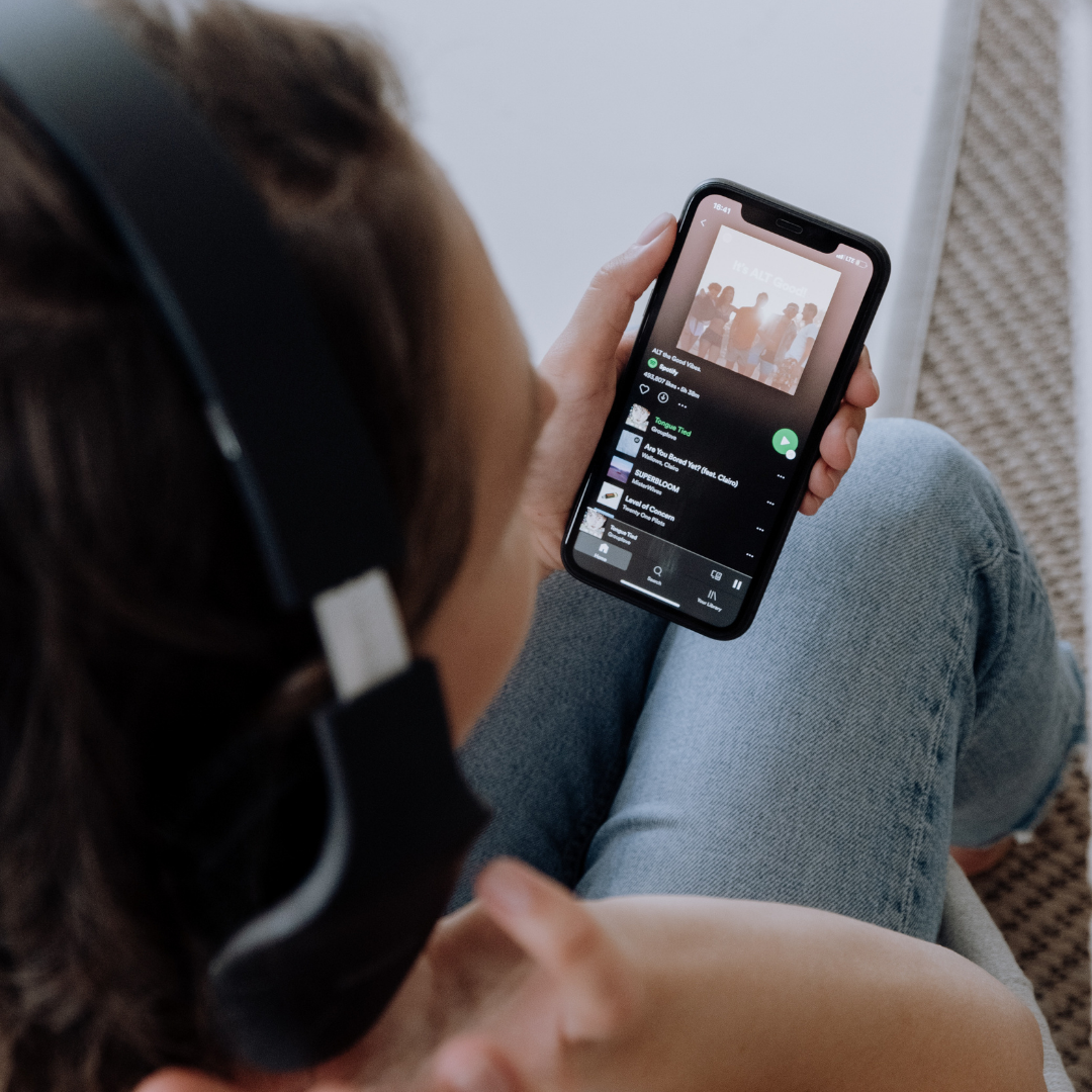 Podcasting gets personal – On Spotify’s polls and Q&A rollout